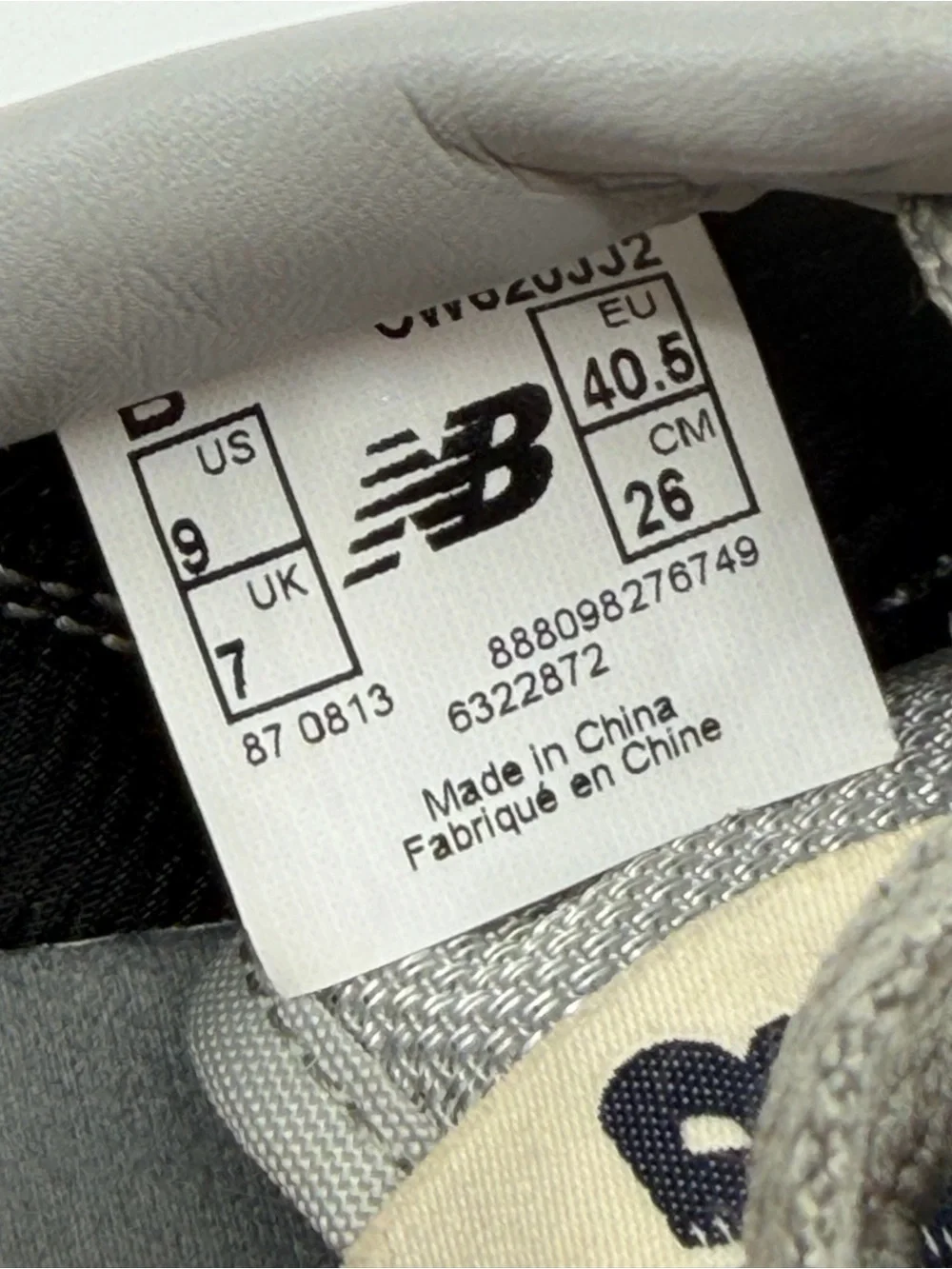 New Balance 620 Gray Suede Nylon Retro Running Sneakers Women's Size 9 CW620JJ2